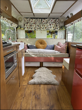 Mobile home living area cleaned for handover